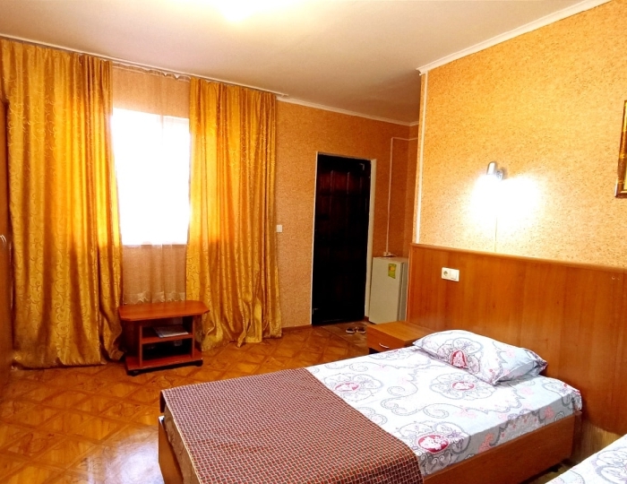 Стандартный 3-местный 1-комнатный - Гостиница «Абхазский дворик» Цандрипш